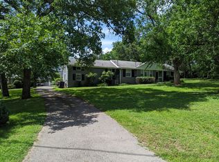 725 Adkisson Ln #B, Nashville, TN 37205