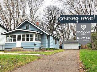 1017 Sumter Ave N, Golden Valley, MN 55427