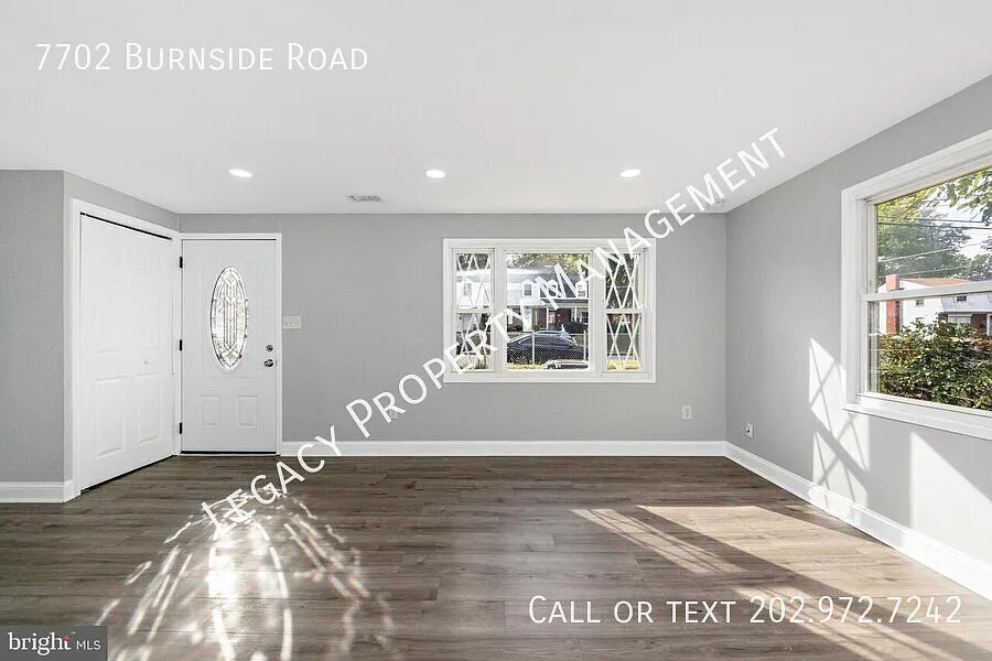 "Charming 3-Bed Townhouse Retreat with 2 Full Baths in Hyattsville Your Perfect Home Awaits at 77... — Photo 4