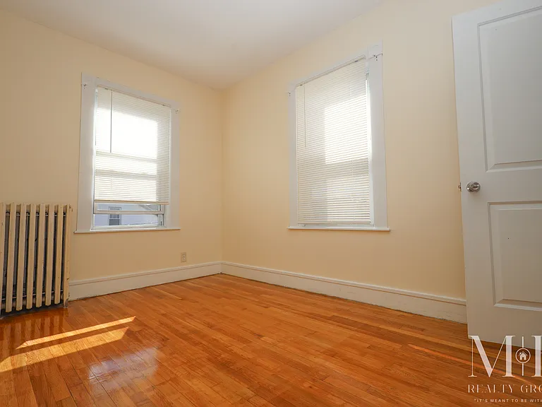 110 Murdock St #2 — Photo 16