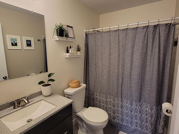 5th image of 330 Monroe St NE #3