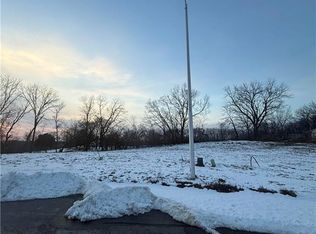 2724 NW 84th Ter, Kansas City, MO 64154