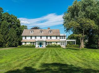 417 Field Point Rd, Greenwich, CT 06830