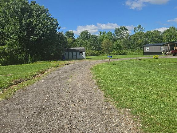 5th image of 2699 Forest Ave