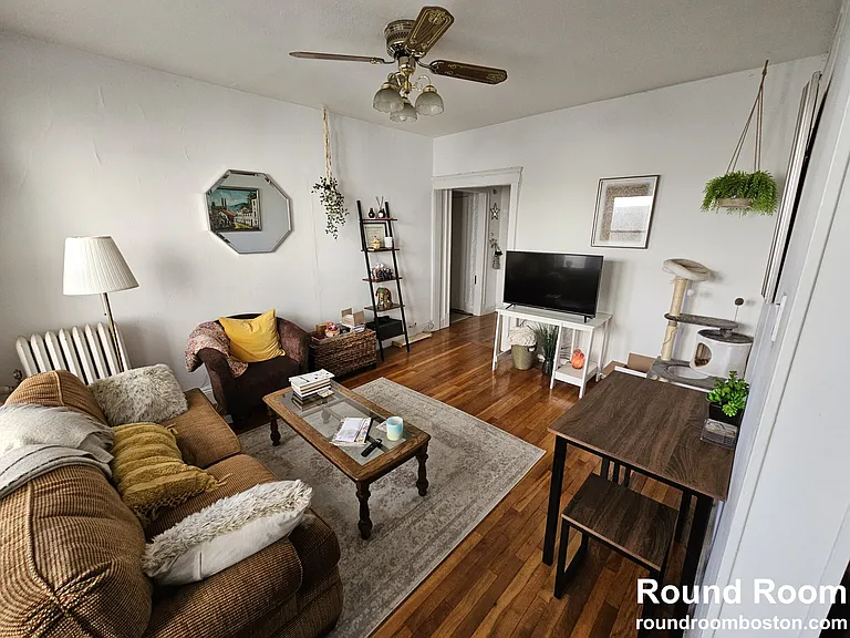 264 Kelton St #64 — Photo 3