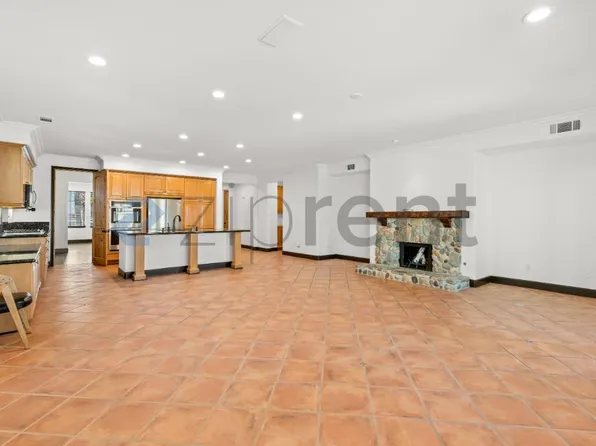 1485 Clearview Cir, Corona, CA 92882