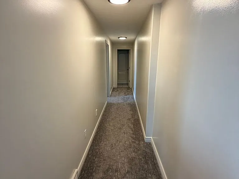 1835 N Beechwood Dr — Photo 42