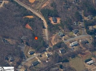 7 Packforest Rd, Taylors, SC 29687