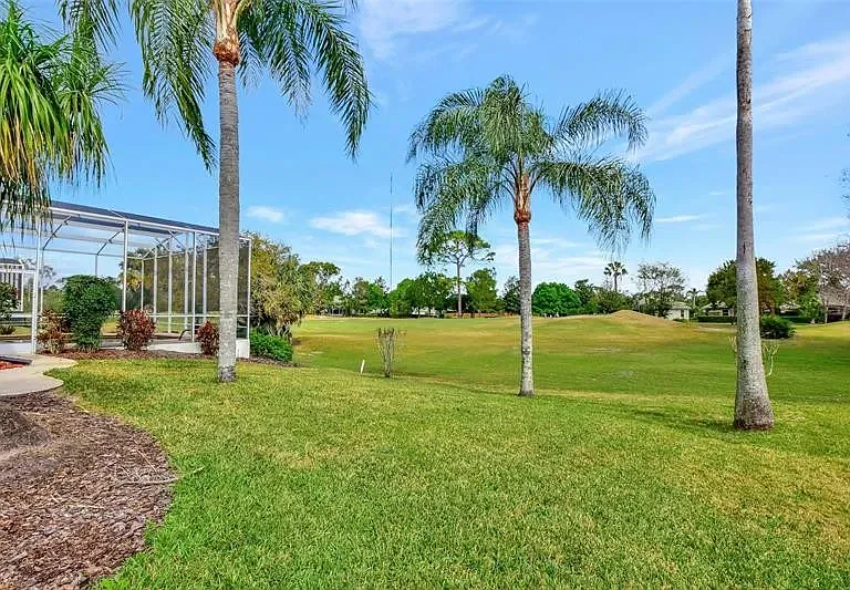384 Caddie Dr — Photo 3