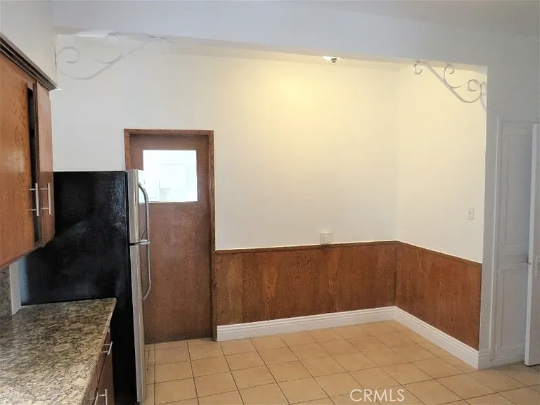227 S Gale Dr #4 — Photo 12
