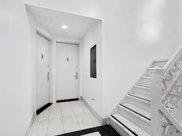 227 Waverly Pl, New York, NY