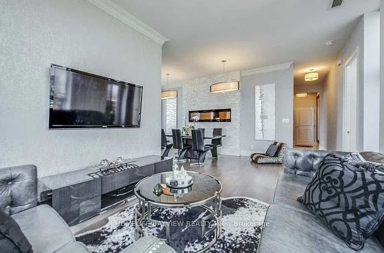 133 Wynford Dr #Penthouse 304 — Photo 12