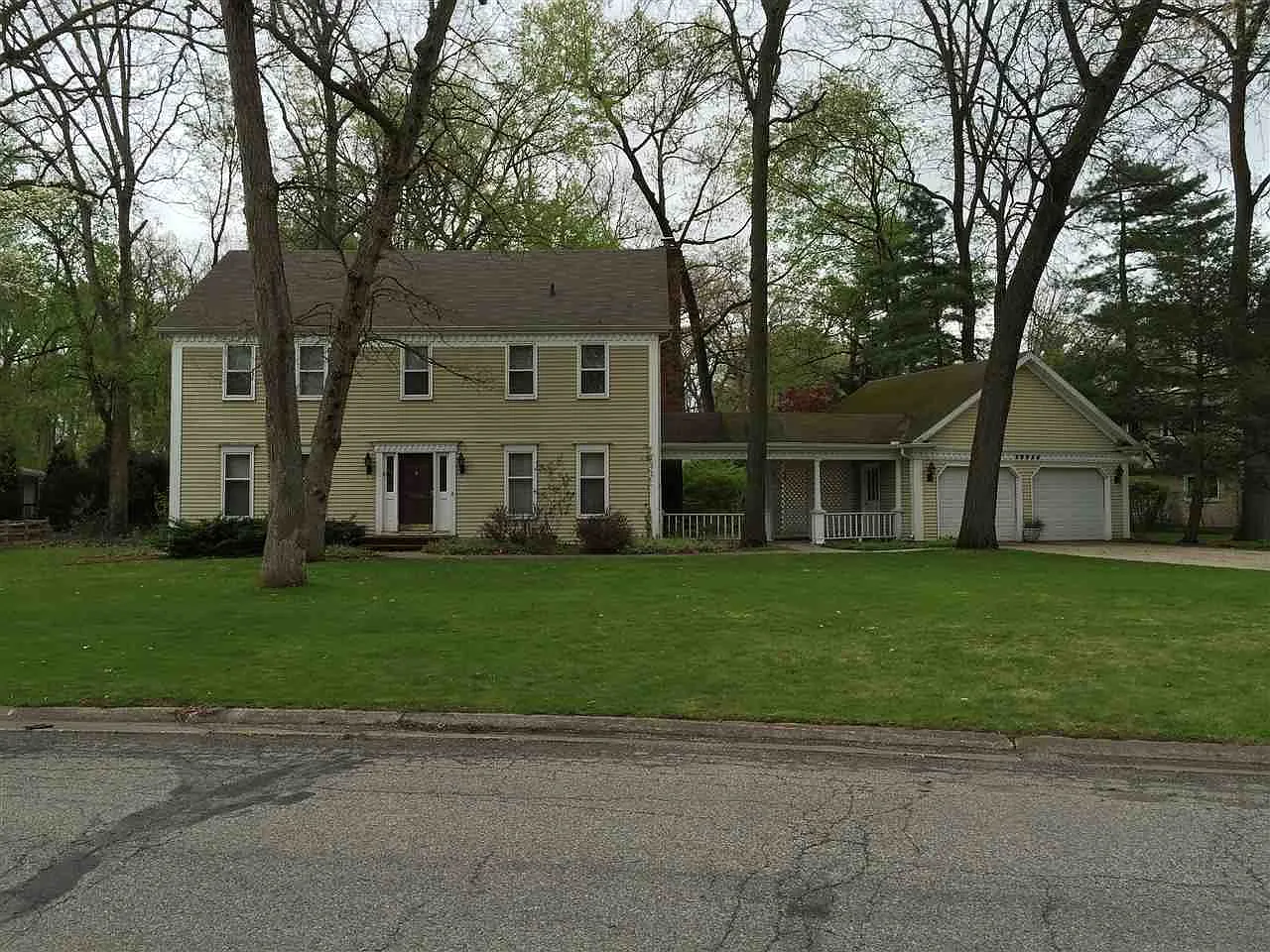50844 Heather Hill Ln photo 1