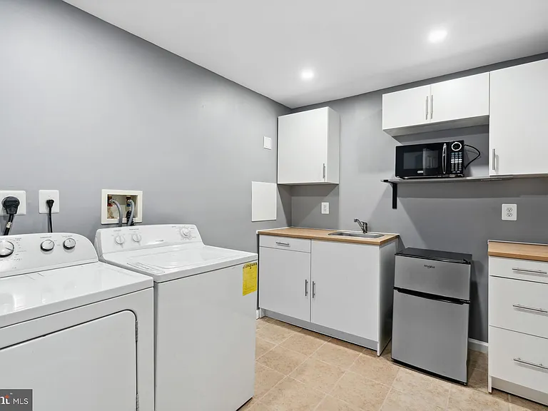 4935 Wall Flower Way — Photo 15