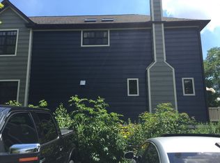4156 N Rockwell St, Chicago, IL 60618