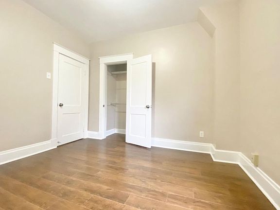 5th image of 1621 Clarewood Ave Unit 2