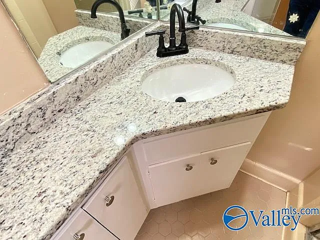 6008 Ellington Rd NW — Photo 33