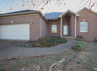 6211 Laurel Ridge Dr, Newburgh, IN 47630