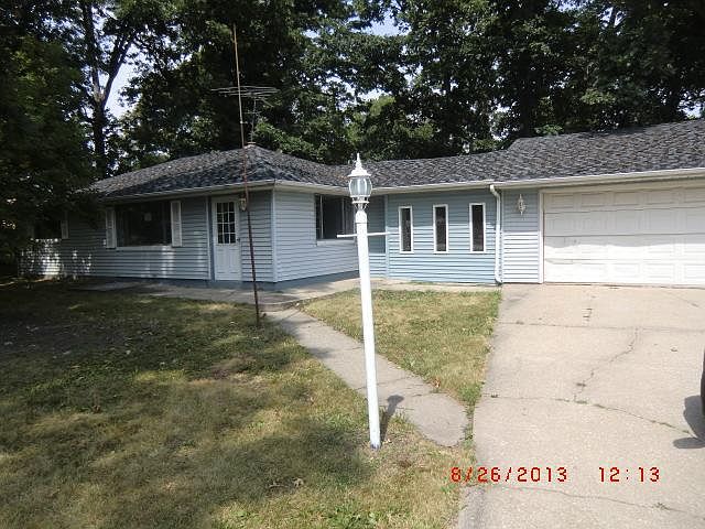 1st image of 100 E 56th Ave
