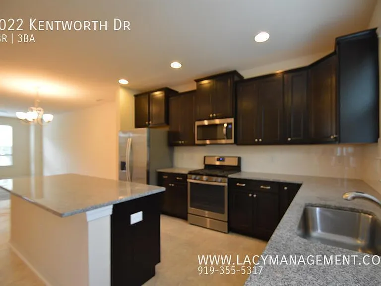 6022 Kentworth Dr — Photo 7