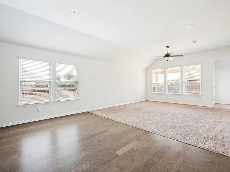 432 Keel Ln — Photo 8