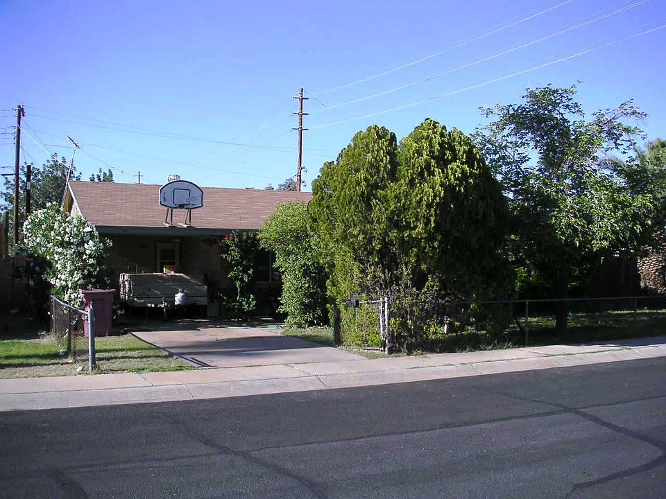 7944 E. Willetta