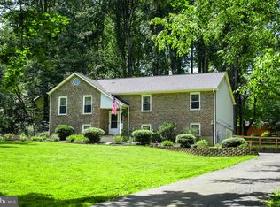 7312 Terranova Dr, Warrenton, VA 20187