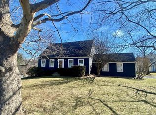 2 Blue Acre Rd, Middletown, CT 06457