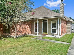 10632 Holly Hock Dr, Greenwell Springs, LA 70739