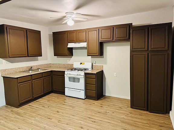 4th image of 17747 Seville Ave #3