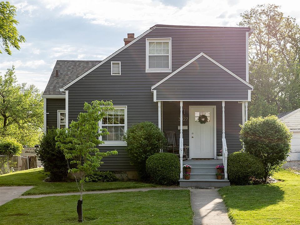 1st image of 3827 N Ashton Ave