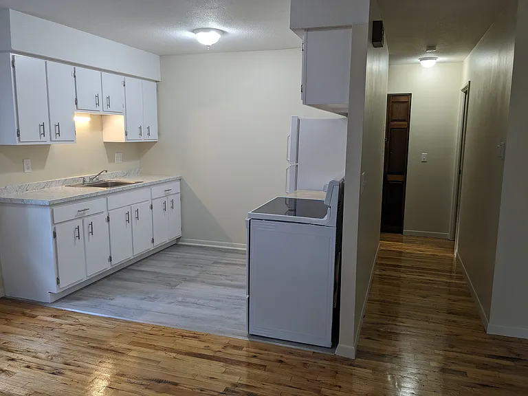 495 Crown St #253 — Photo 5
