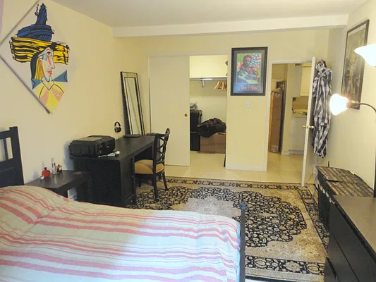 Rented by City Connections Realty | media 3