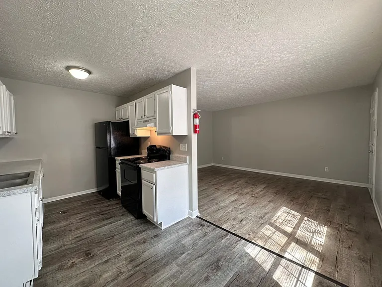 Rand Stockton Apartment Homes — Photo 26