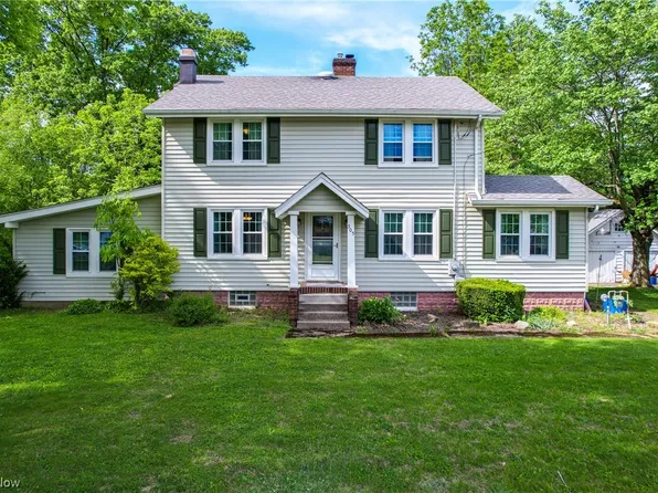 305 W Nimisila Rd, Akron, OH 44319