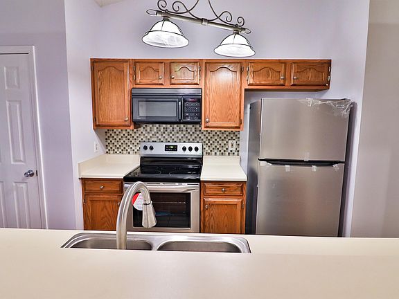 2nd image of 13110 Briarcliff Ter APT 610