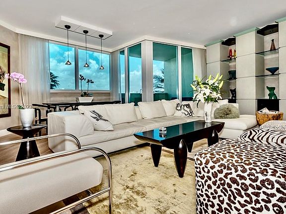 4th image of 300 S Pointe Dr APT 604