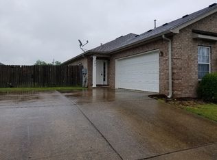 357 Cottage Dr, Gallatin, TN 37066