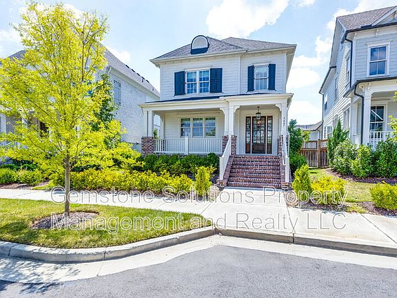2nd image of 3007 Long Branch Cir