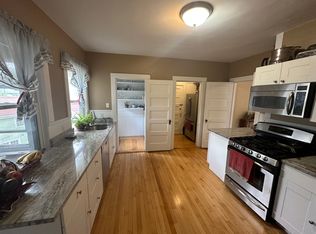 99 Lexington Ave #3, Cambridge, MA 02138