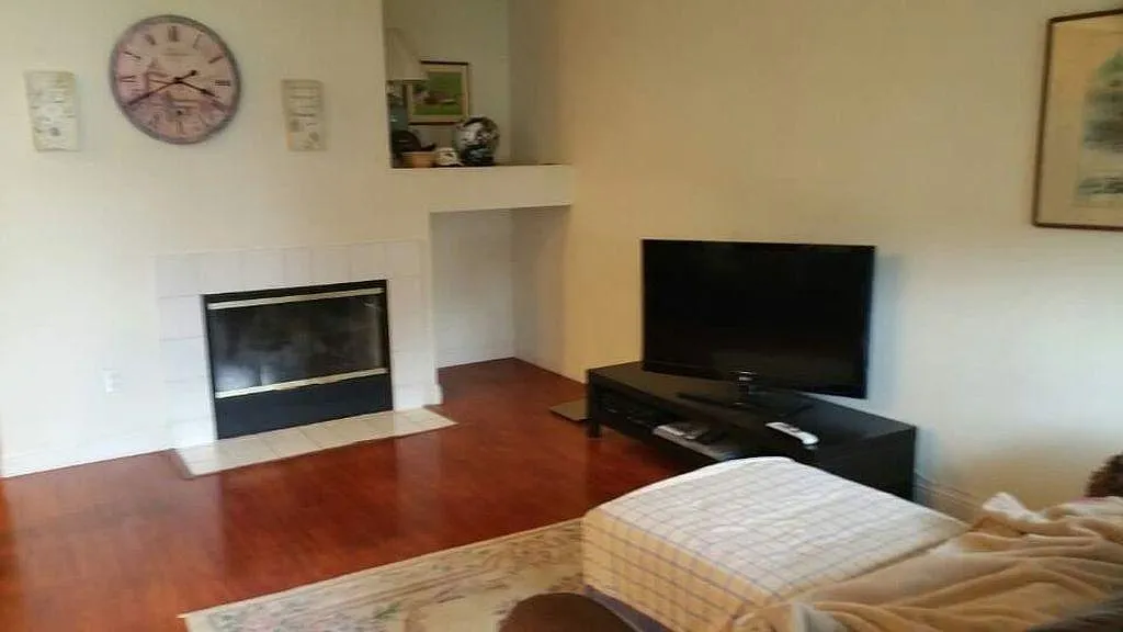 2 bed, 2.5 bath, 1322 sqft, $3,150 — Photo 1