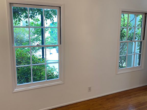 4th image of 4024 Los Feliz Blvd #3