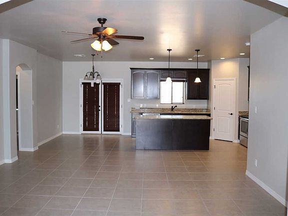 3rd image of 5364 E 33rd Ln