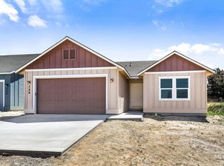 324 Packer Ln, Homedale, ID 83628