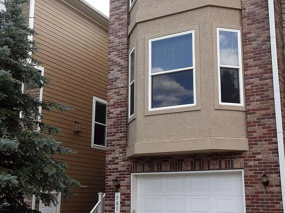 780 Louis Dr