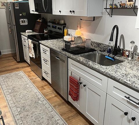 5th image of 501 W Cypress St #1A