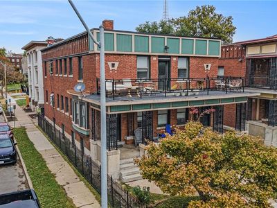 220 W Armour Blvd, Kansas City, MO, 64111