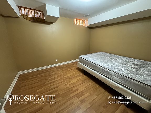 5th image of 578 Summer Park Cres #2