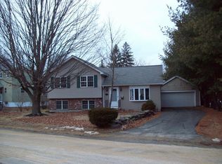 9 Columbus Ave, Baldwinville, MA 01436