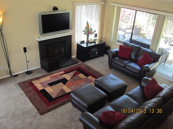 3rd image of 924 Brighton Ct